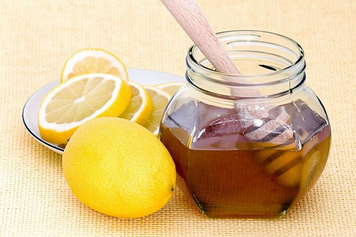 O limón e o mel son ingredientes para unha máscara que branquea e apreta perfectamente a pel da cara